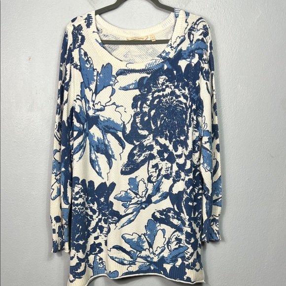 Soft Surroundings Sweaters - Soft Surroundings Blue & White Allover Floral Print Scoop Neck Sweater 1X